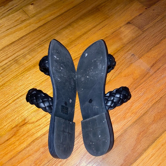 Cushionaire Braided Sandals - Picture 7 of 9